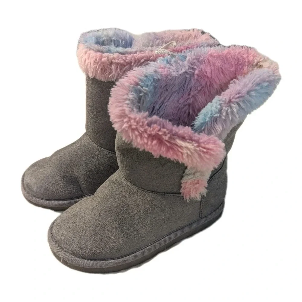The Children's Place Girl's 13 Winter Fuzzy Boots‎ Faux Suede Rainbow Fur Gray